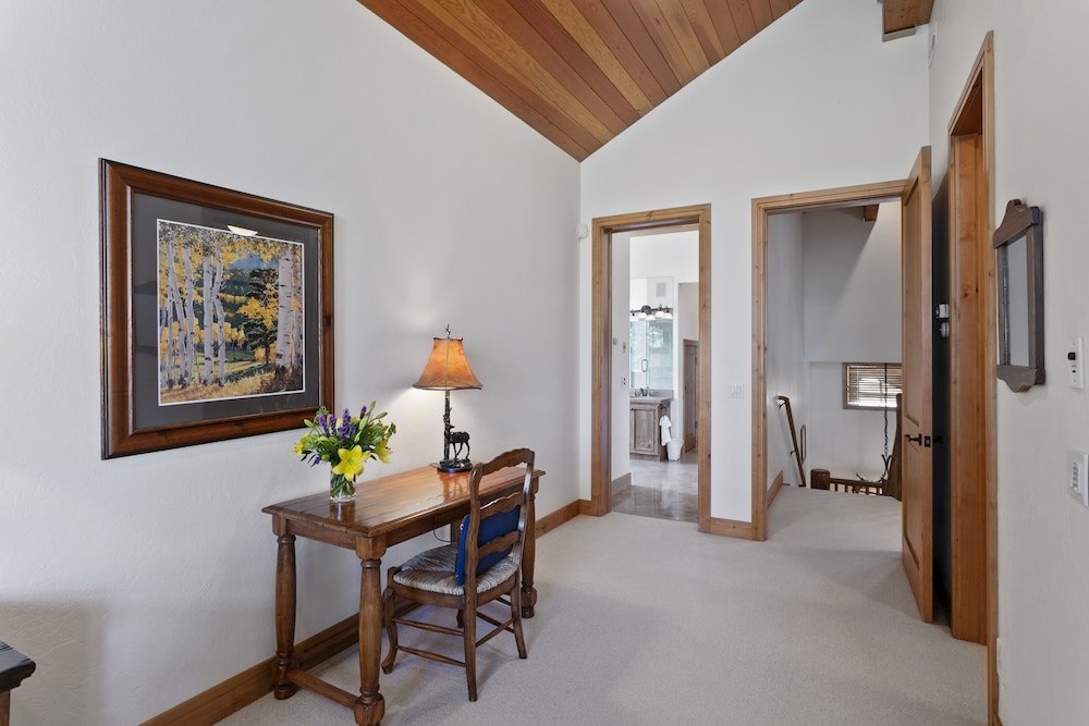 Bellemont Home at Deer Valley Resort - 6 Bedroom Home with Hot Tub #8 6 Home
