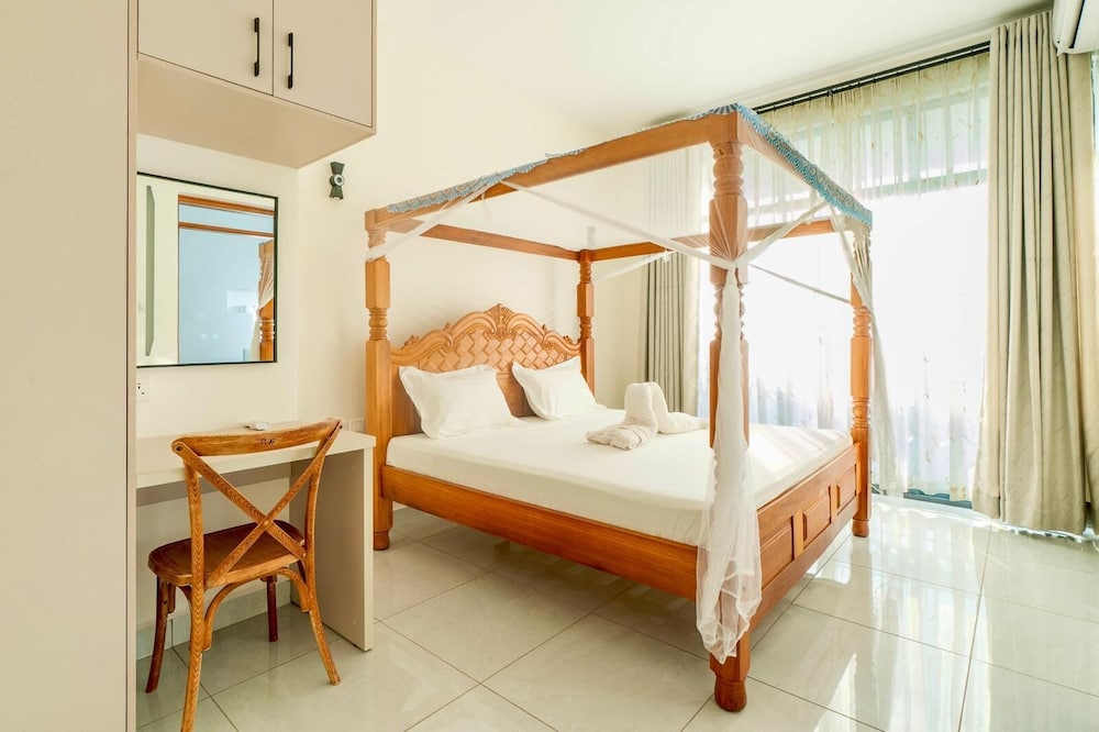 Leshan Luxury Villas