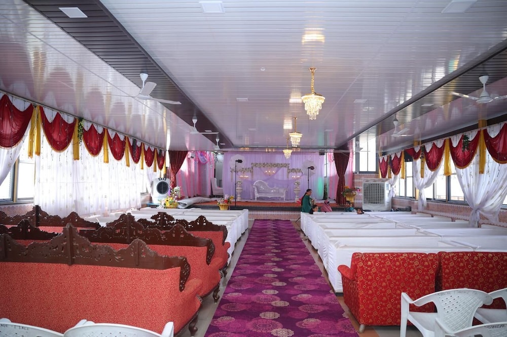 Ghansar Lodge maharastra AC Room