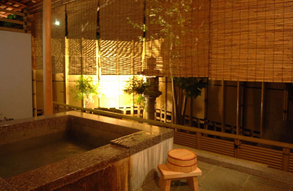 Yoshidaya Sannokaku