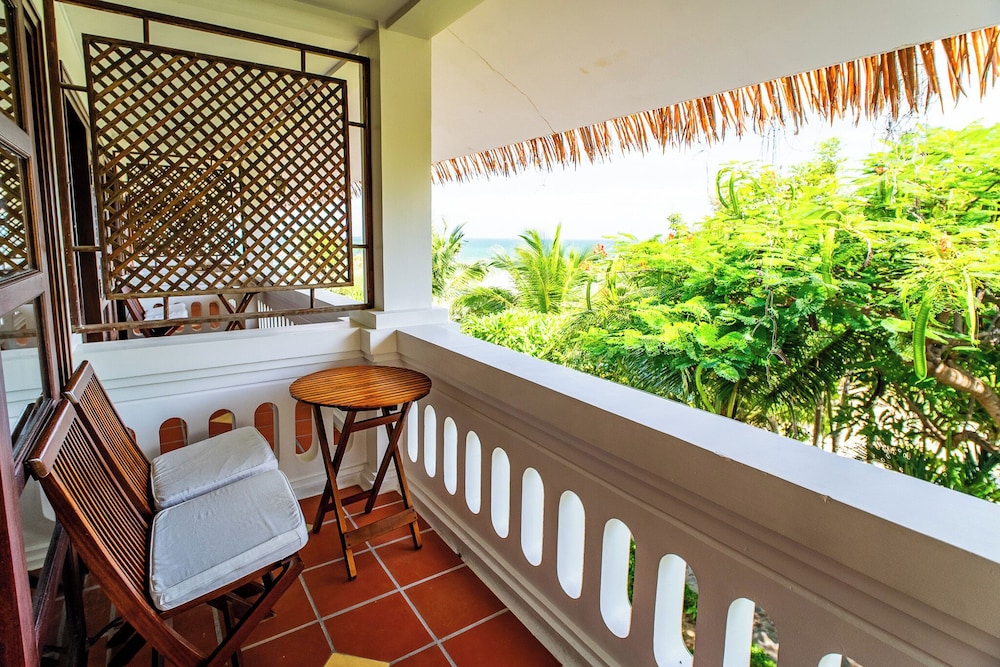 Allezboo Beach Resort & Spa