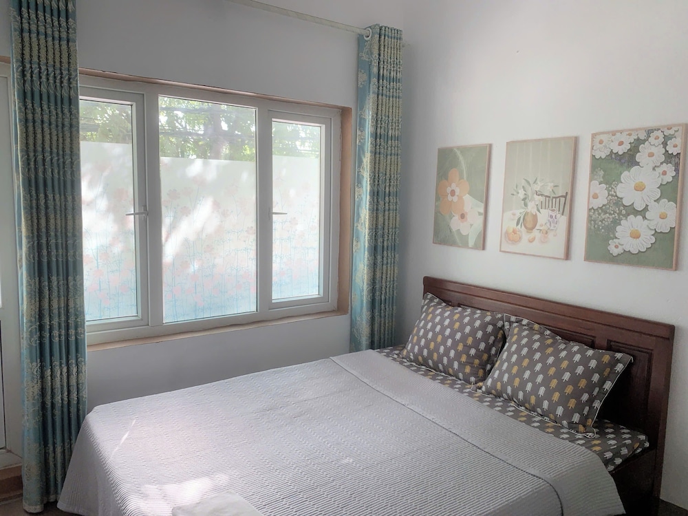 Hoa Lư Old Town House