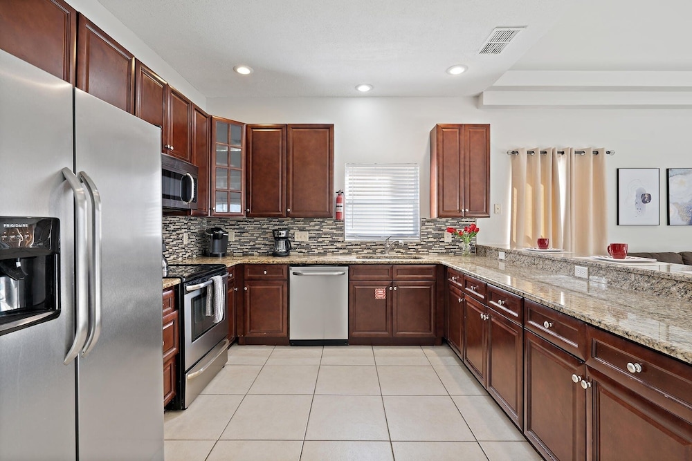 Disney Area 6 Bedroom Vacation Home with Private Pool 6 Home