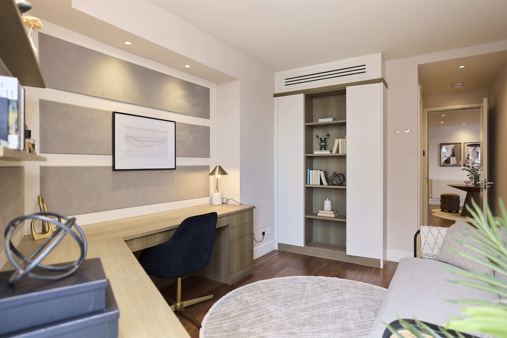 Battersea Riverside Luxury Apartment