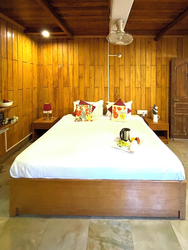 The Hideaway Hosur