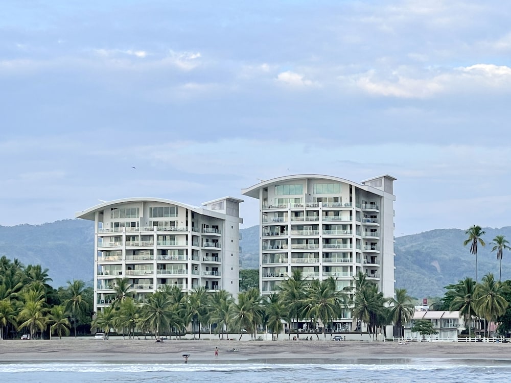 Elegant Beachfront Condo at Diamonte del Sol - 801s by RedAwning
