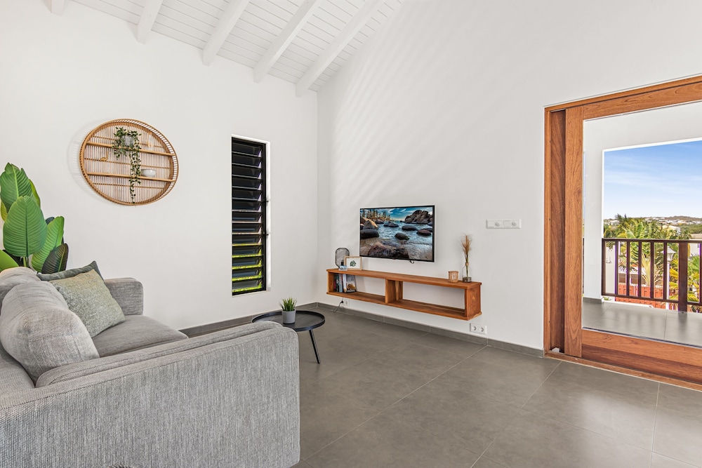 Willemstad - Mini Resort - 2 Beds - Pool - Garden