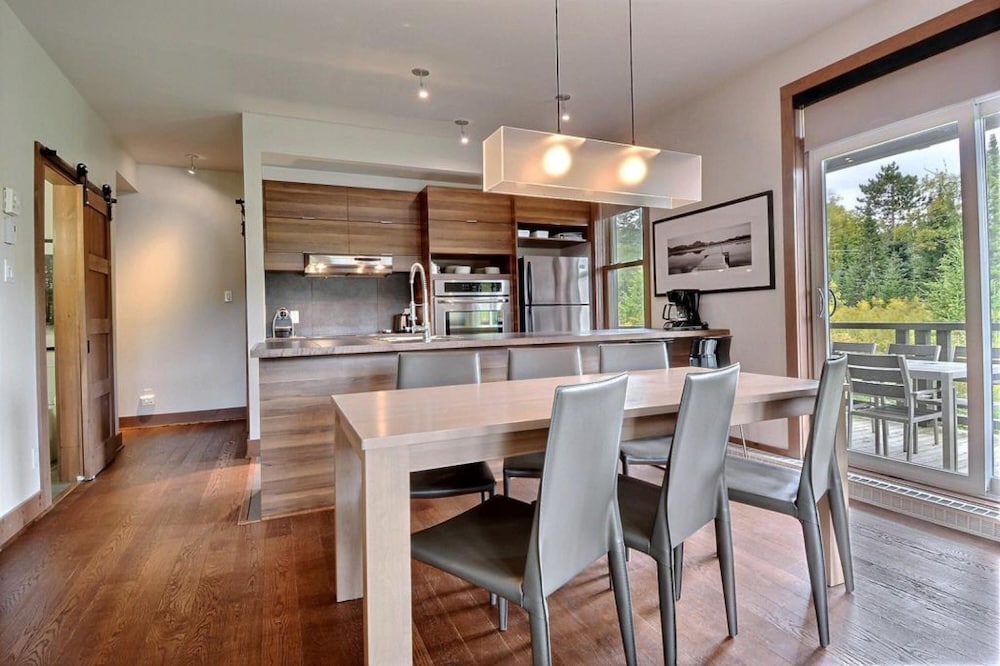 Condo With Magnificent View Citq 259781