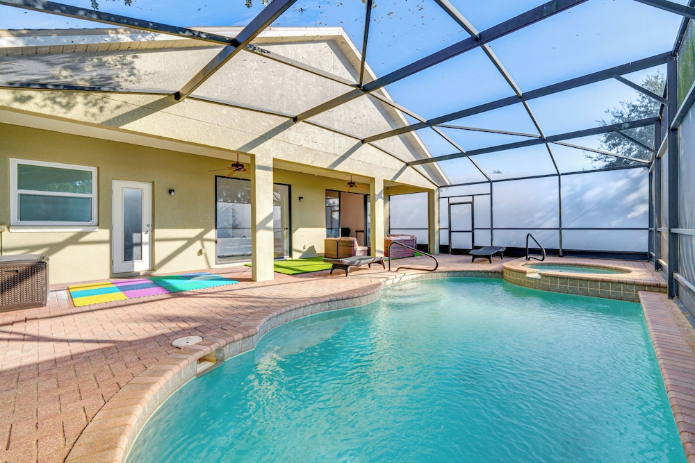 16 Mi to Animal Kingdom: Family Home w/ Pool