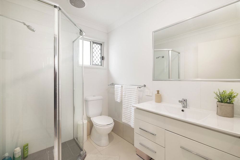 Smart Suites Self Check-in Apartments - 31A Freney
