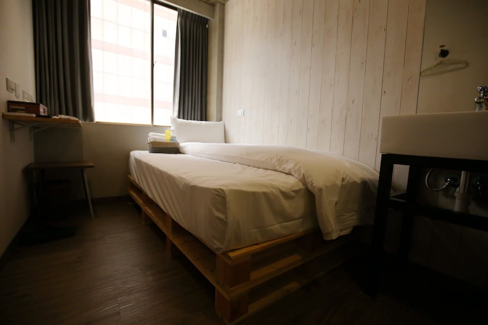 Nys Loft Hotel - Hostel