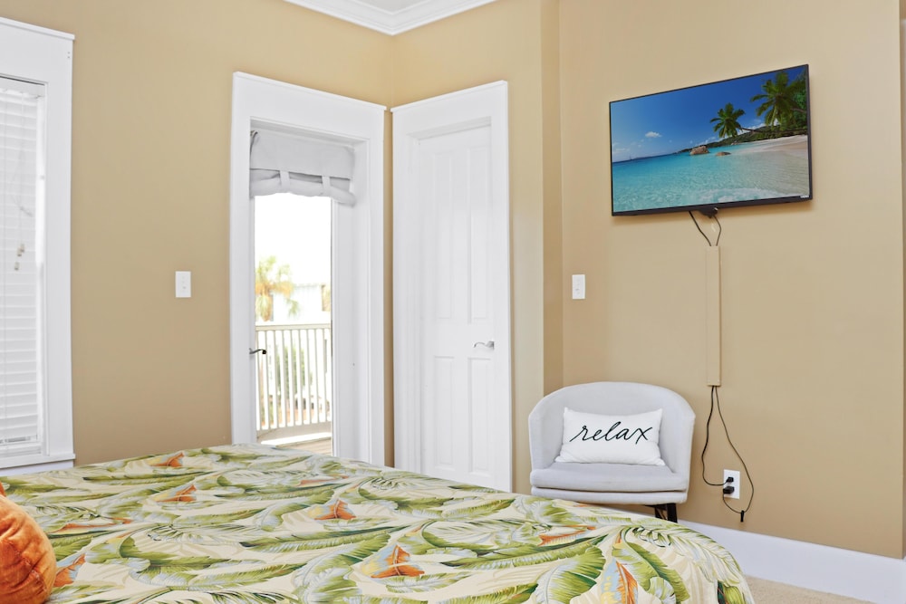 Barefoot Cottage B49 - Seabbatical