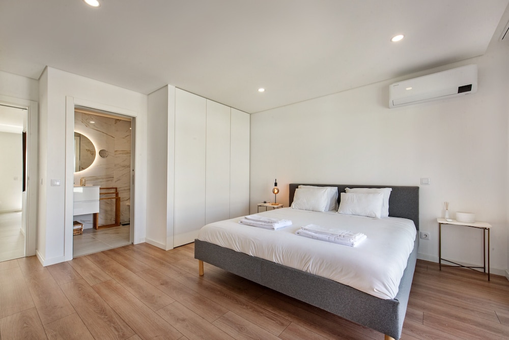 Sunny Apartments W in Tavira