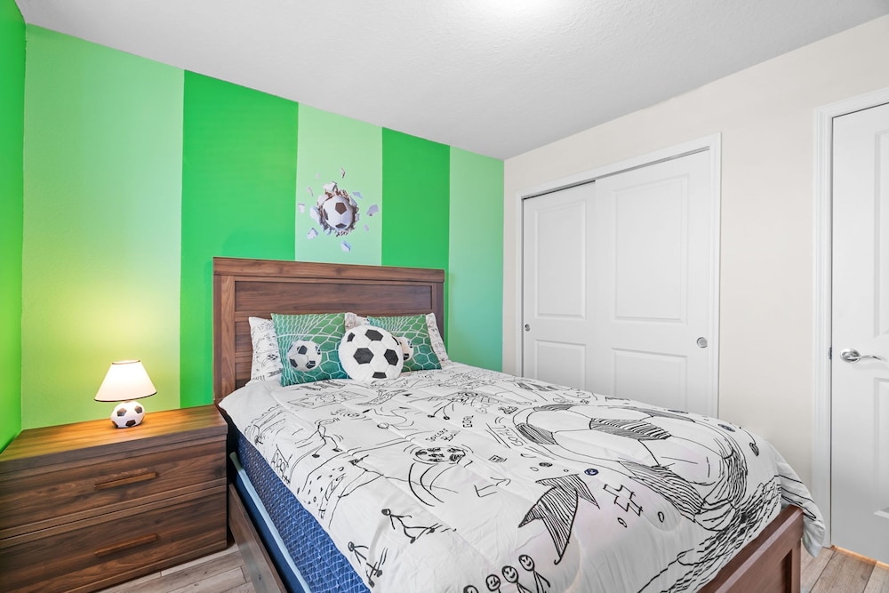 Cozy 5BR Home With Pool Fun Themed Rooms
