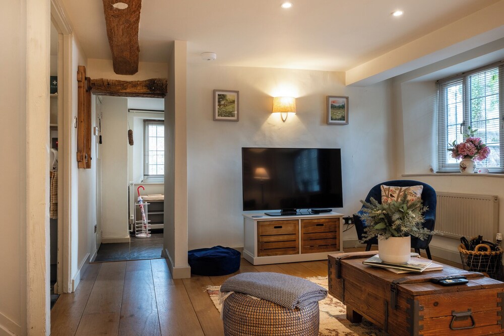 Beautiful Cottage in the Cotswolds