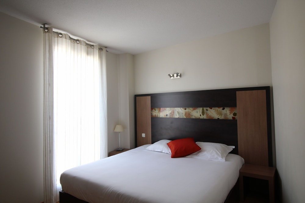 Appart'Hotel Garden & City Rousset - Image 5