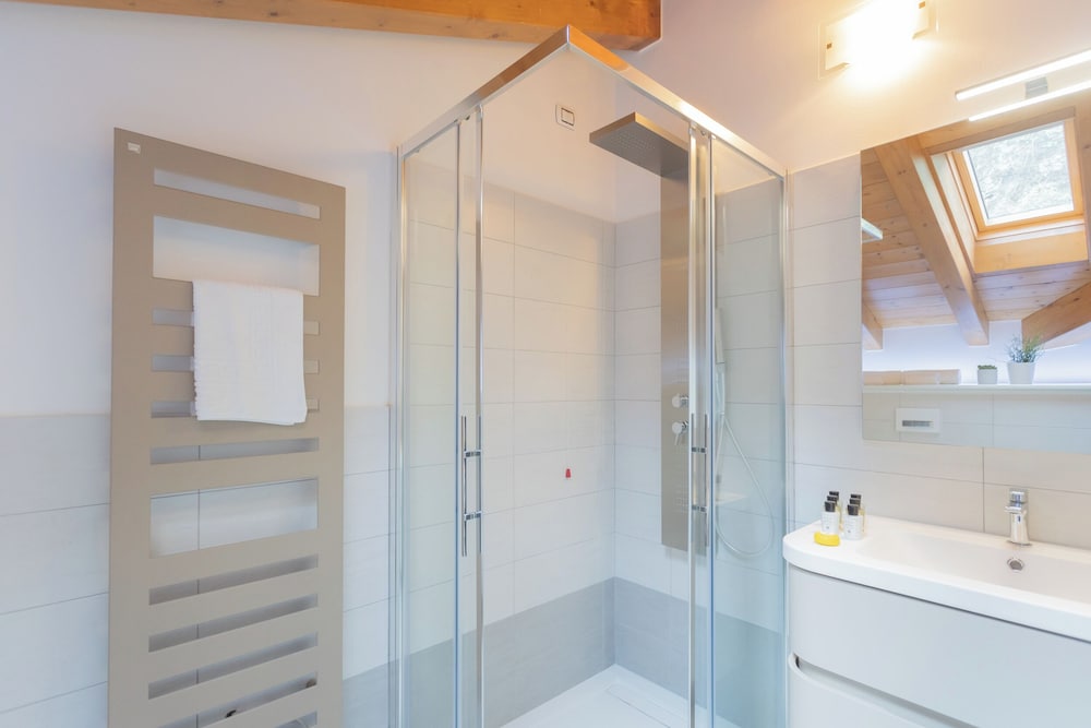 Dream Lake Apartments by Rent all Como