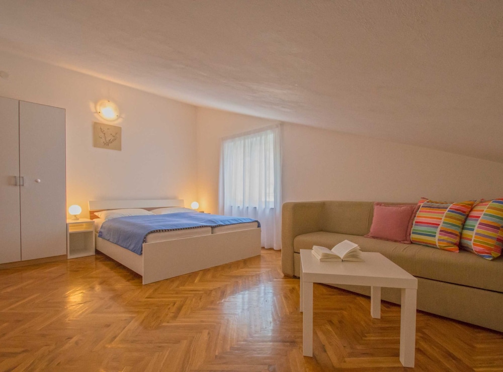 Contemporary Crikvenica Apartments With Private Parking