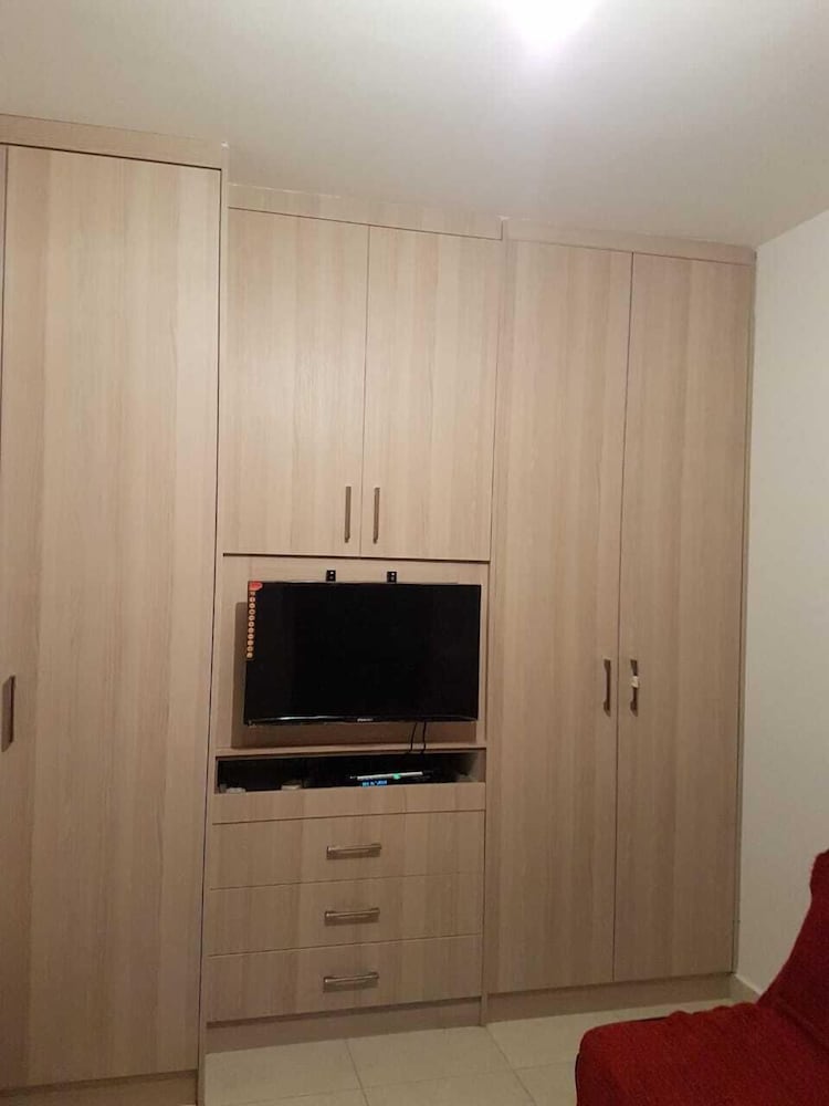 1 New Bedroom Apartment on Airport Road