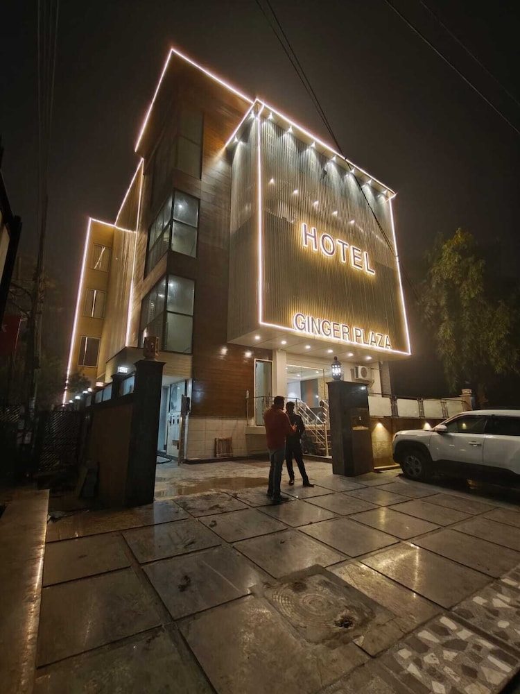 Hotel Ginger Plaza by ASPL