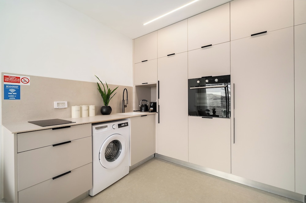 Modern Eilat Escape by Sea N' Rent
