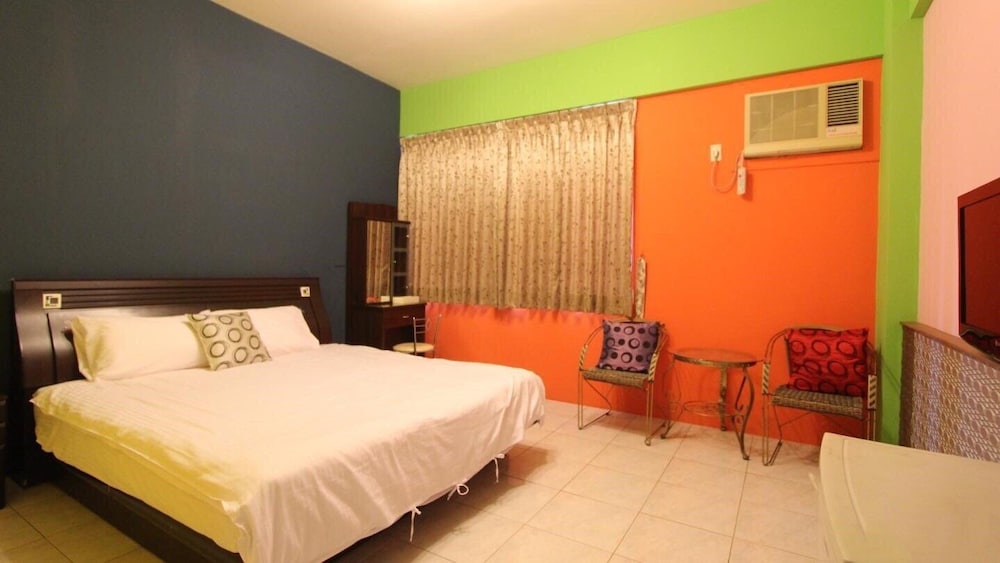 16 Alley Hostel