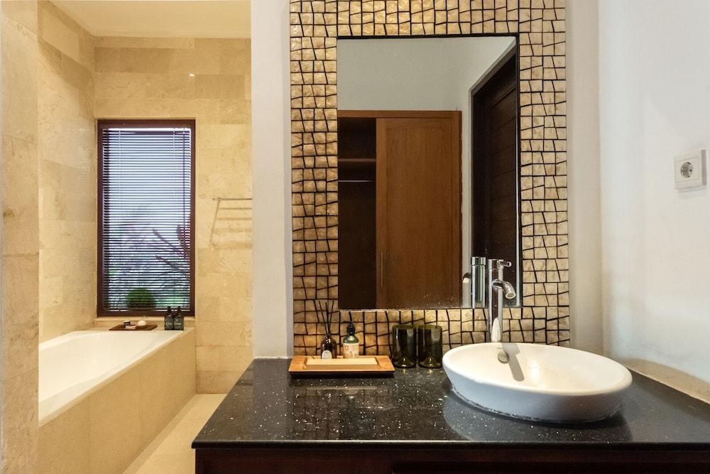 Madeira Casa Canggu Bali