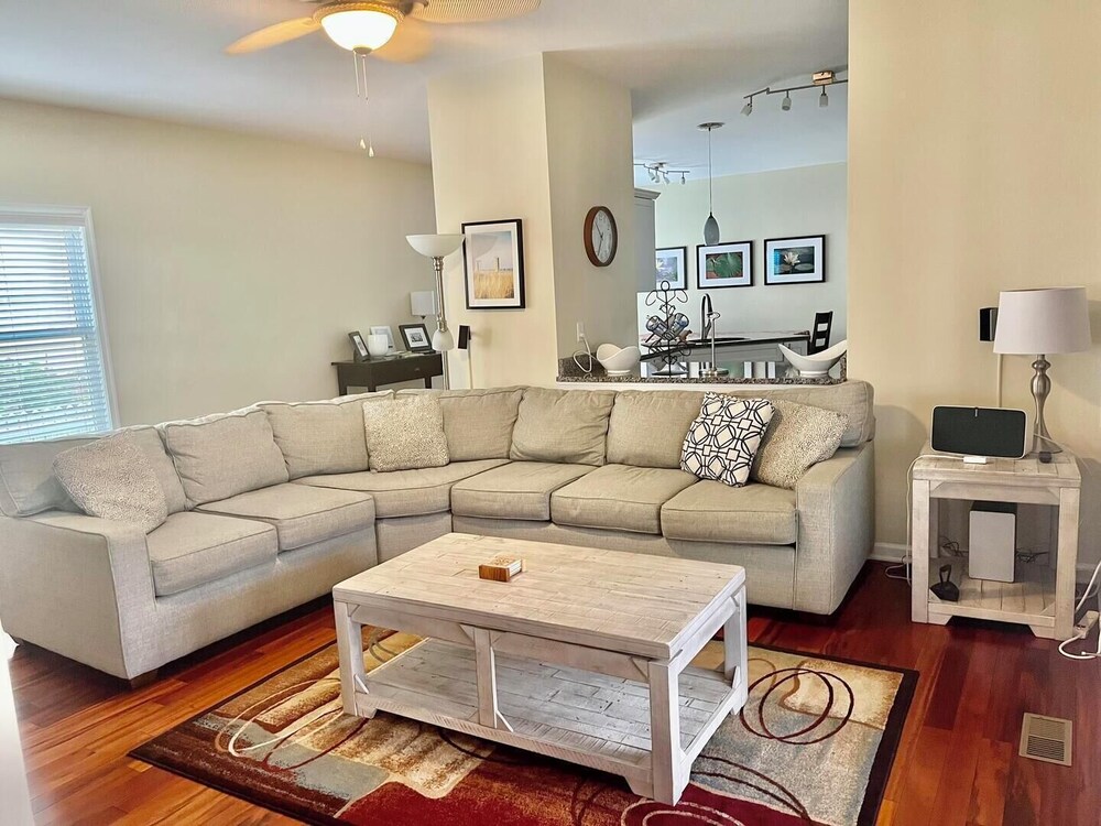 Munson Street 310