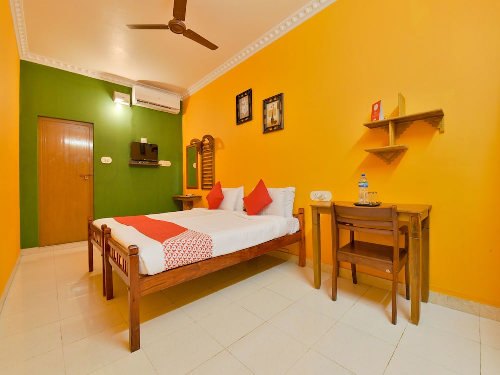 OYO 14342 Happy Rooms