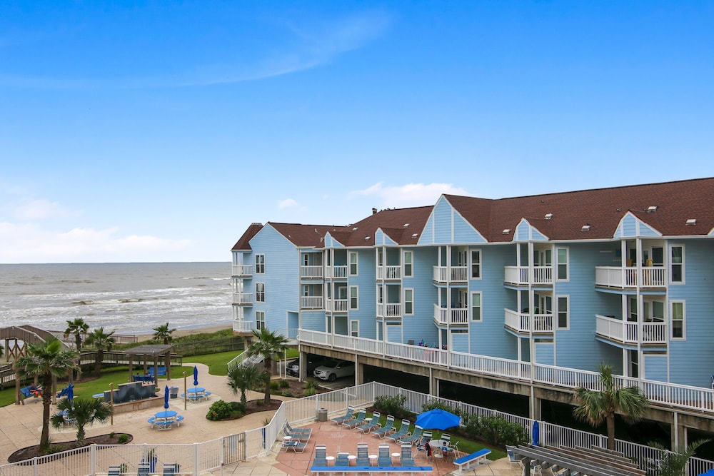 Seascape 2306 1 Bedroom Condo by RedAwning
