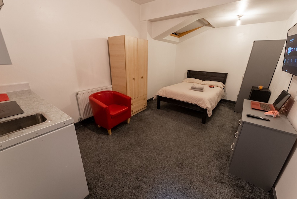 966 Pershore Road Studios in Guest House view 4