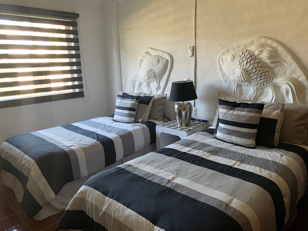 Sunny Apartment In The Heart of the Exclusive Marina Vallarta view 4