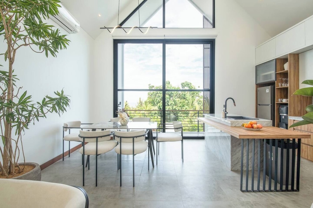 Elegant Villa Sinara 2BR With Sea View