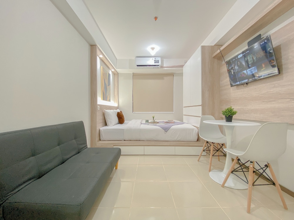 Best Deal And Homey Studio At Meikarta Apartment
