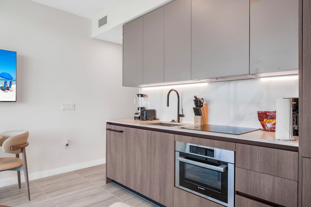 Luxury Condos Near Miami Beach