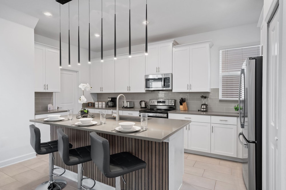 Chic 5bed Retreat Perfect for Family Getaways