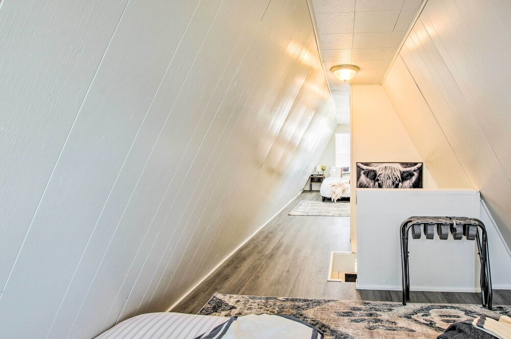 Evanston Vacations - Charming Evanston A-frame: Dog Friendly! - Property Image 4