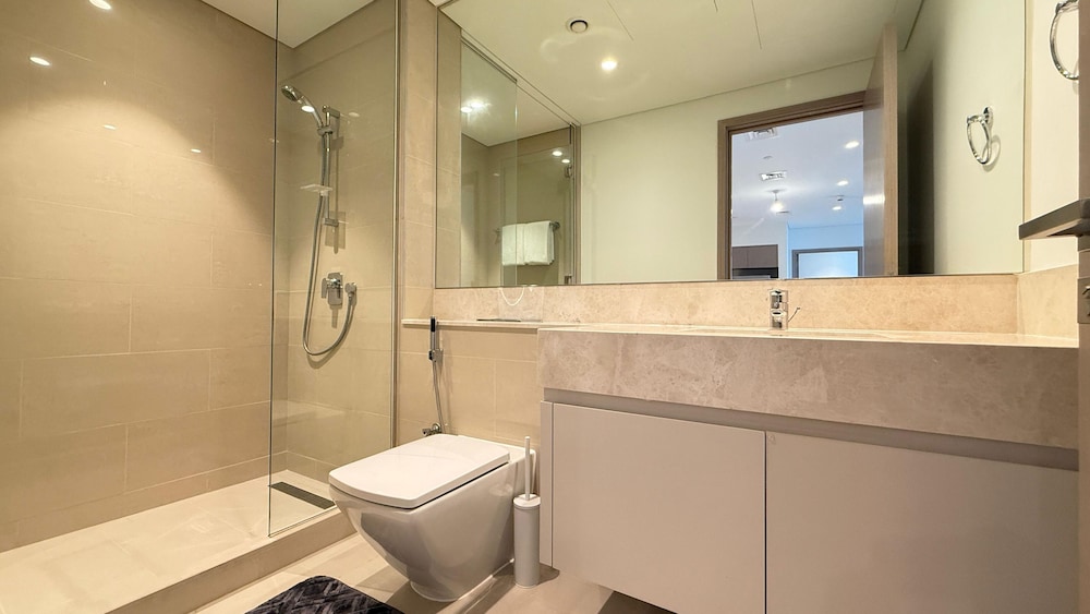 Premium 2bed Apartment In Downtown Act1