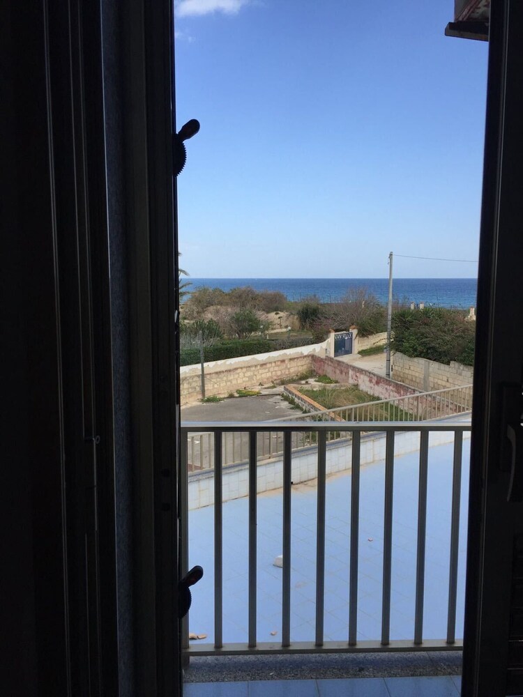 Appartamento Zaffi 1° Piano Vista Mare a 20 Metri dal Mare photo 1