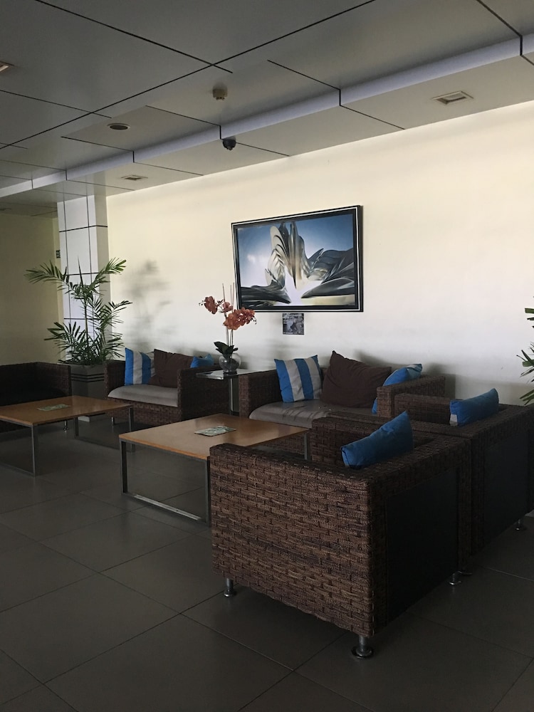 Robinland Residences - Hostel