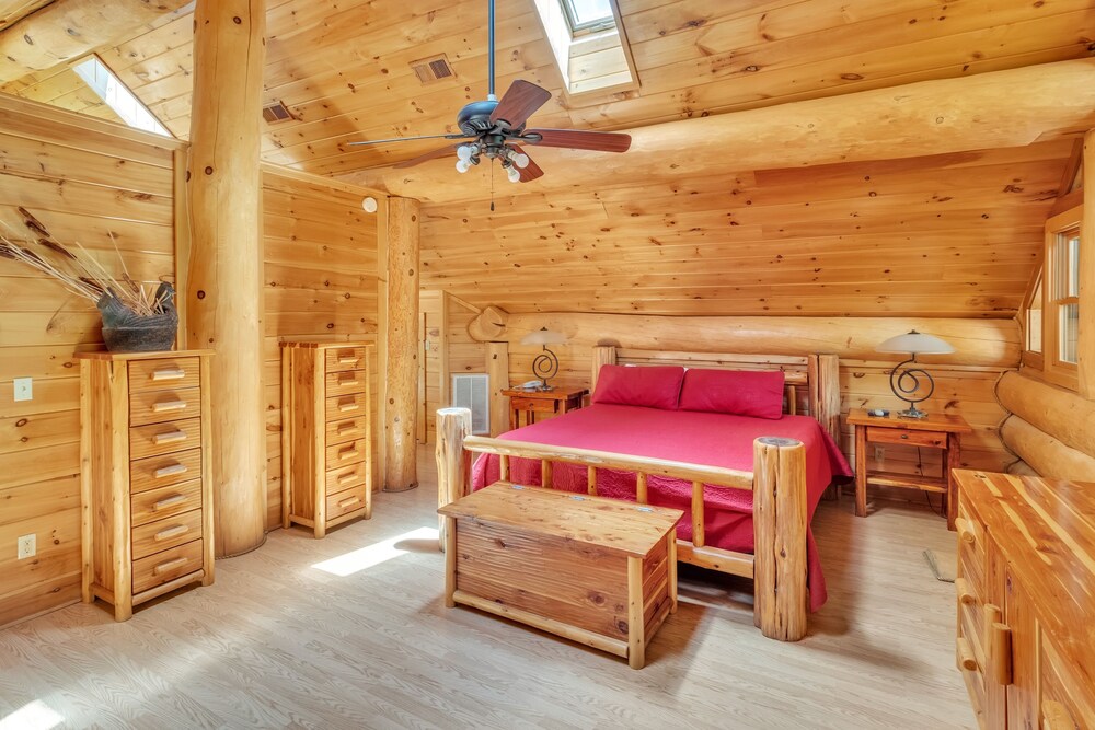 Ridge Views - Private Mountain Top Cabin 2 Bedroom Cabin by Heavenly Views Resort view 3