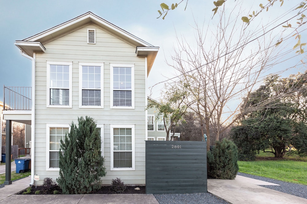 Upstay-2-Home Complex for 18ppl