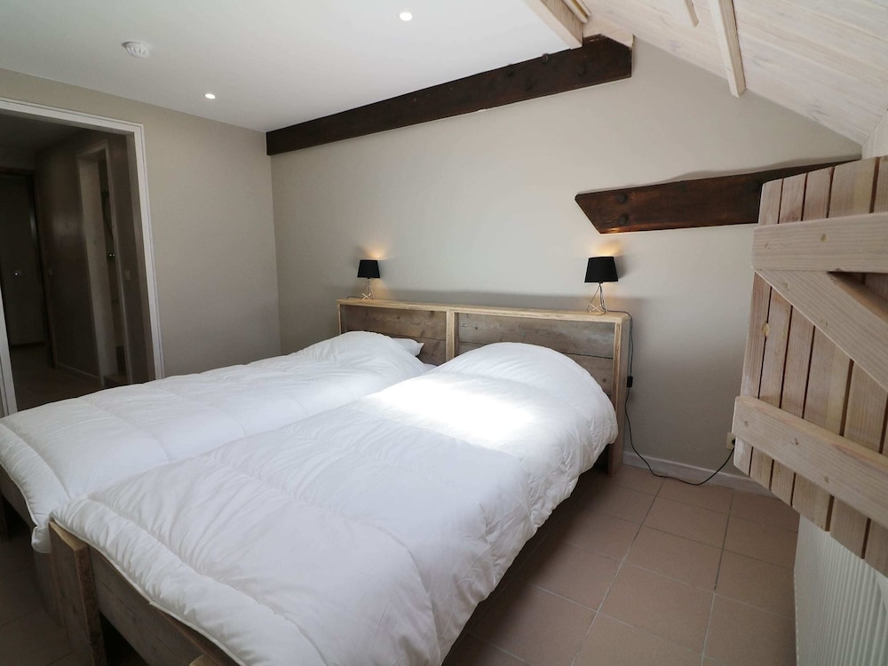 Spacious Holiday Home With a Large Playroom view 3
