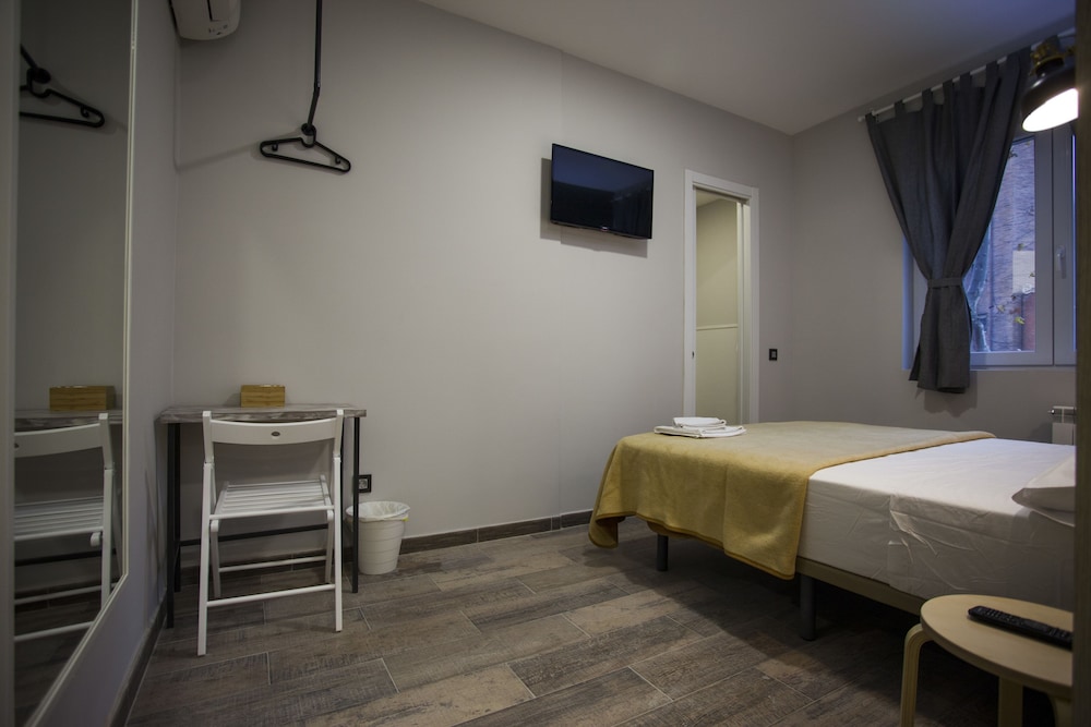 Hostal CC Atocha - Image 3