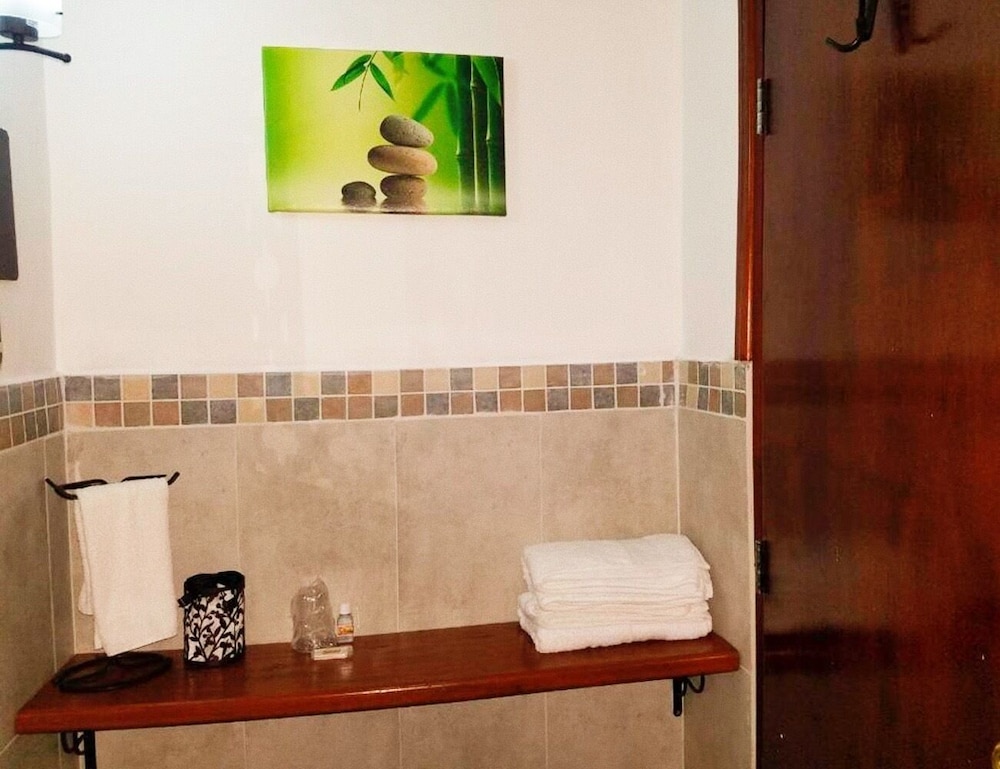 Hostal Las Puertas - Hostel