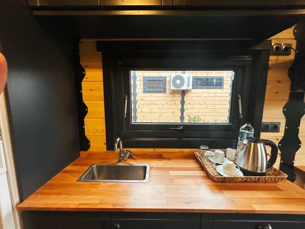 Bitez Tiny House & Beach