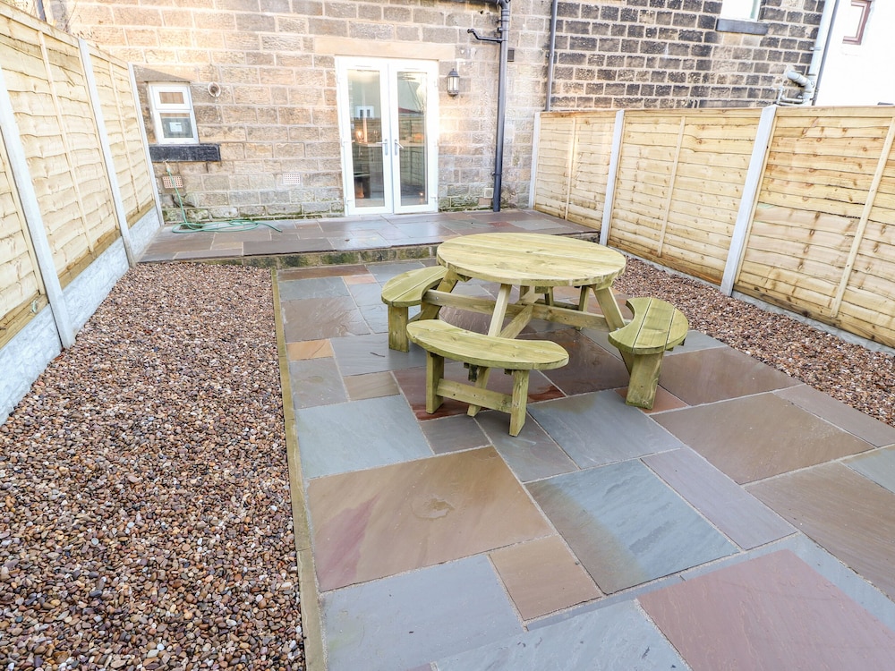 Moor Edge Cottage