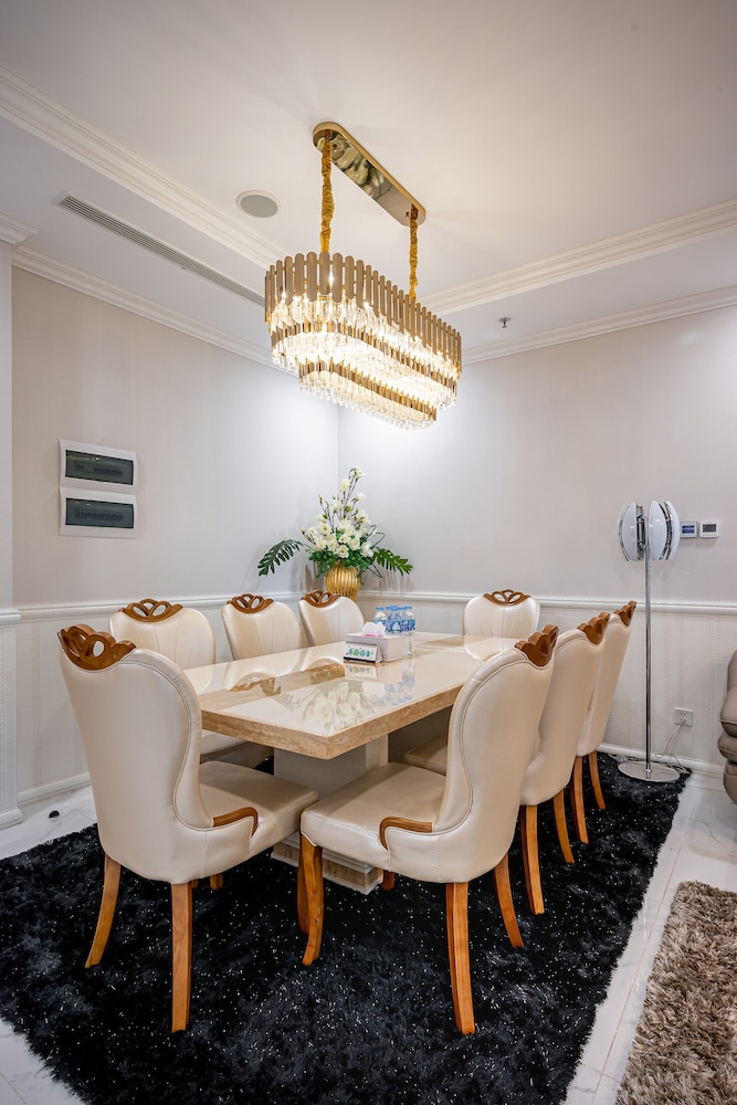 LANDMARK 81 Residences - ANGIA Hospitality