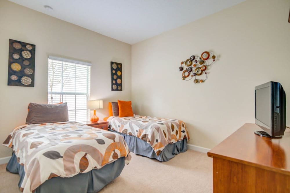 Paradise Palms 8965 - Image 2