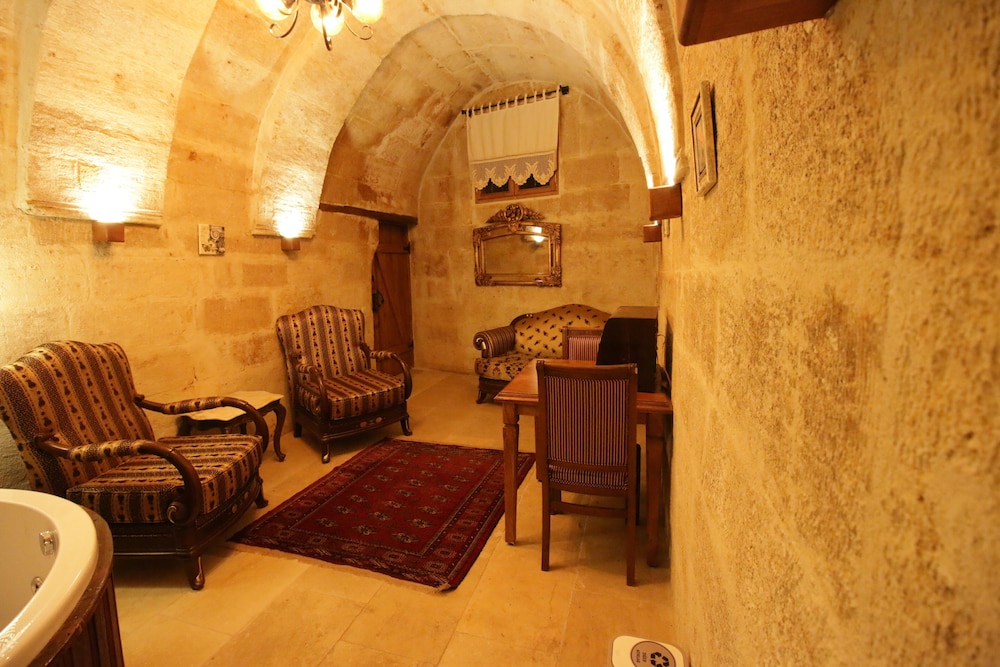 Georgios Cave Cappadocia